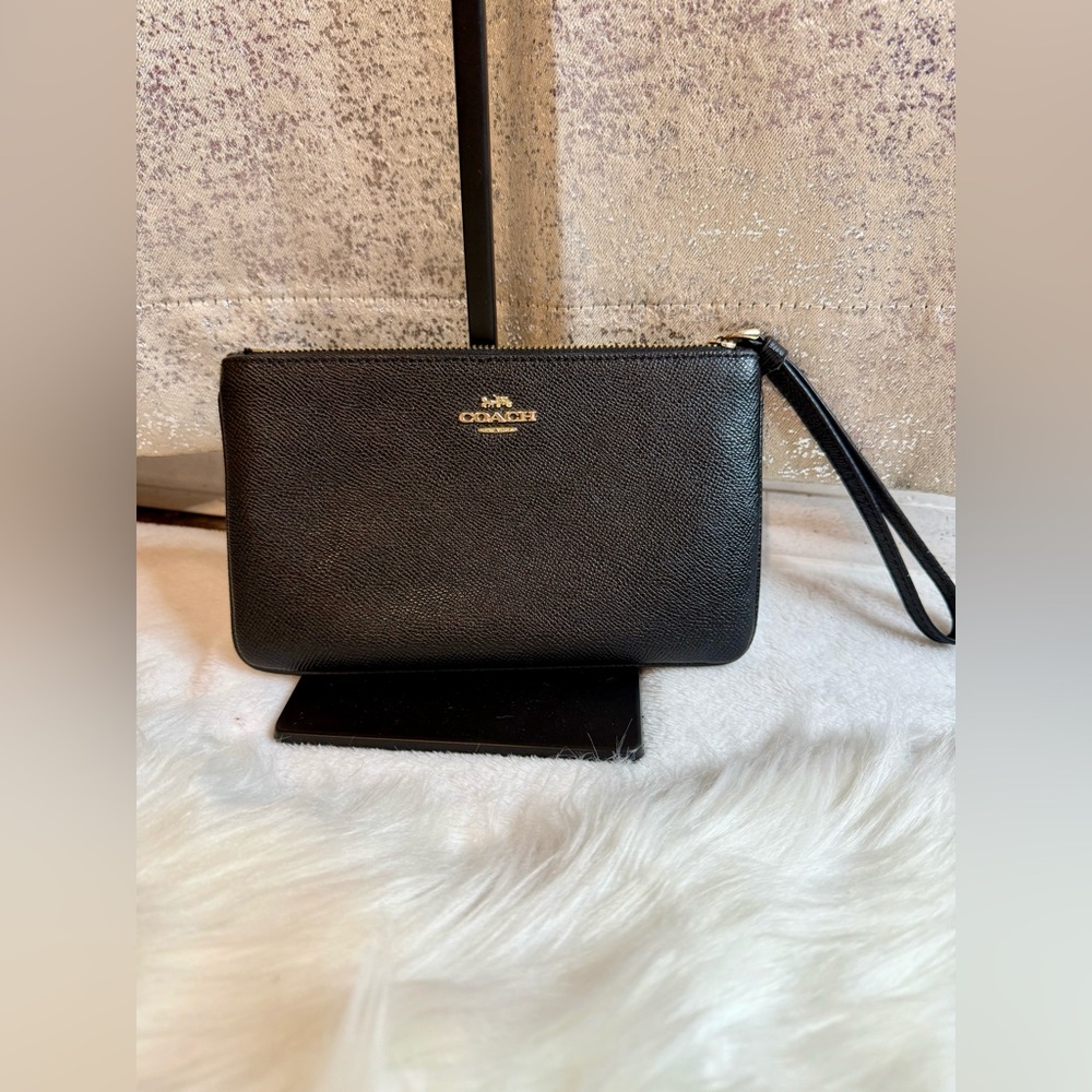 EUC Coach Large Black Wristlet